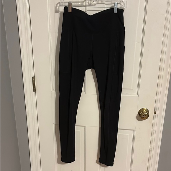 Luga Black High-Waisted Leggings - Picture 1 of 3